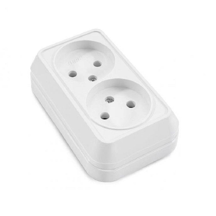 Розетка ОП2 "Makel" IP20 (45117)                                                                                                                                                                        