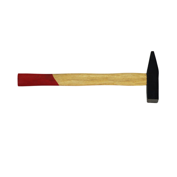 Молоток с квадратным бойком дер. ручка 500г Политех  2535050                                                                                                                                            