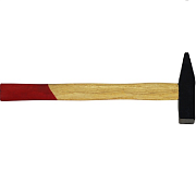 Молоток с квадратным бойком дер. ручка 300г Политех  2535030                                                                                                                                            